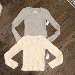 NEW - Bundle of 2 Gap Teen Ribbed Softspun Tops - Gray and Cream - Size Med (8)